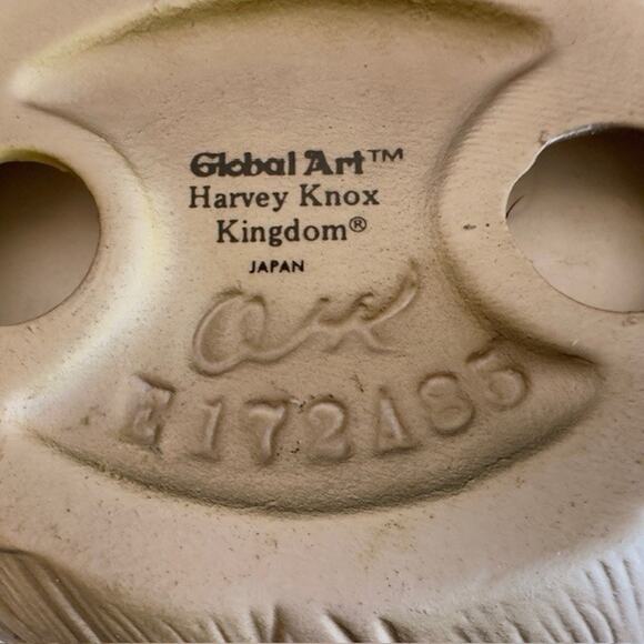 Global Art Harvey Knox Kingdom Cat Sleeping in Leaf E172A85 Japan 1983 VTG - Picture 3 of 15